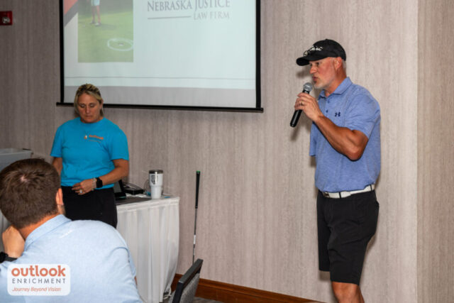 Eric speaking at the banquet.