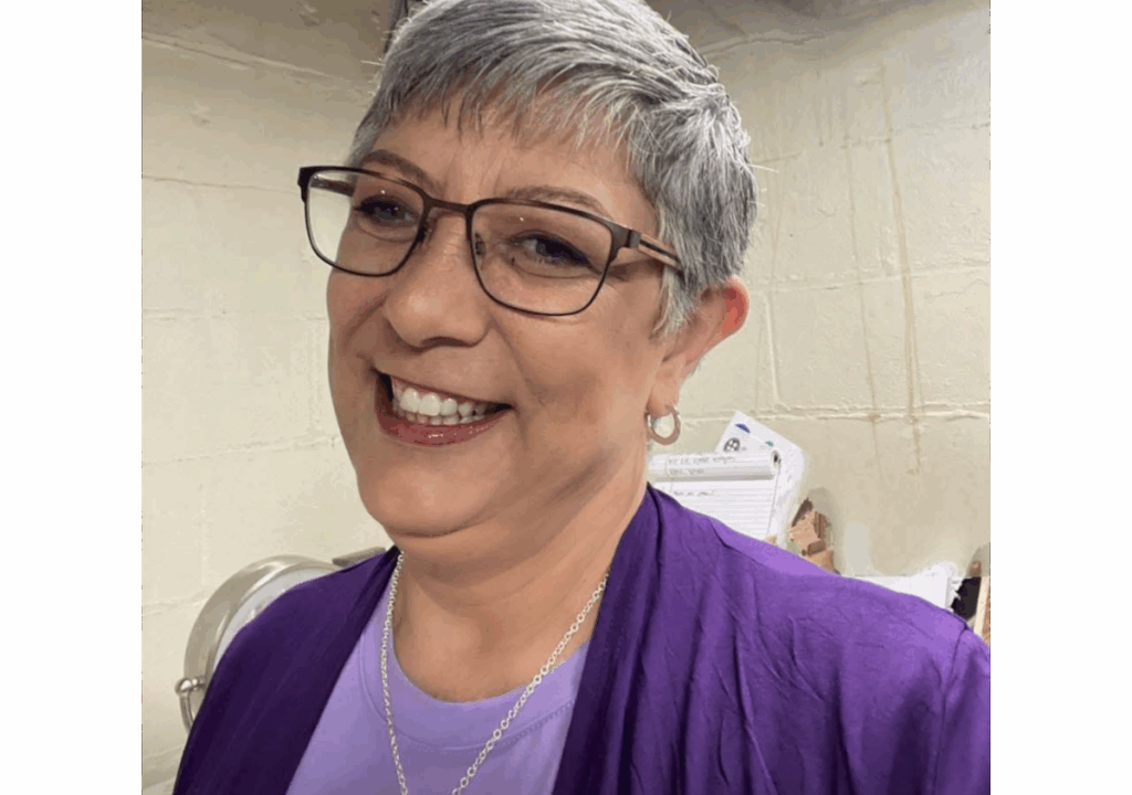 Rondae Hill smiling.